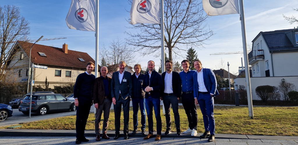 Strategische Partnerschaft: OneStop Pro® und Wacker Neuson Group arbeiten langfristig zusammen - Gruppenbild