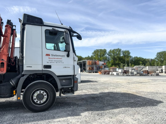 LKW von Siebenson auf Bauhof